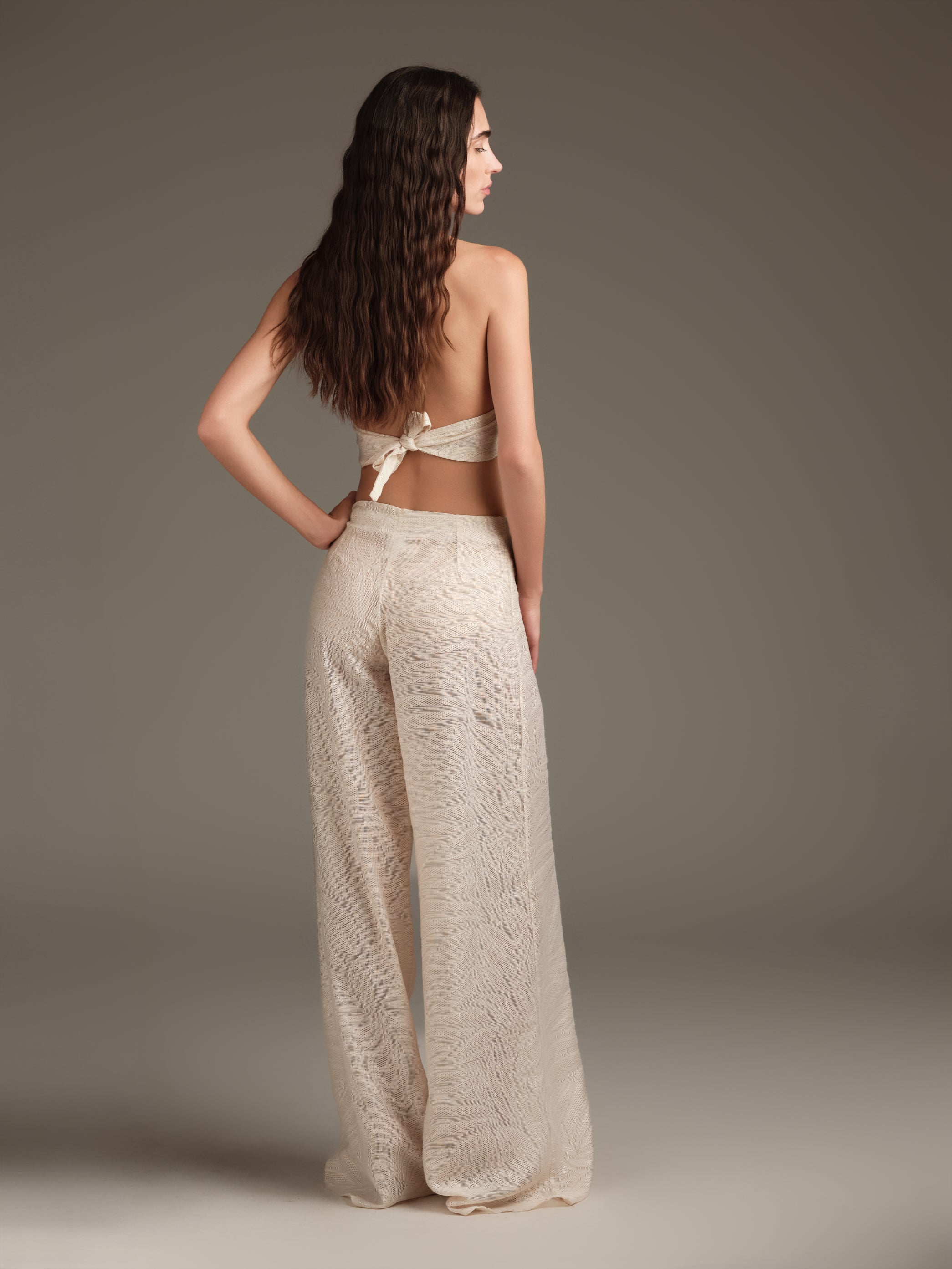Crop top foliage