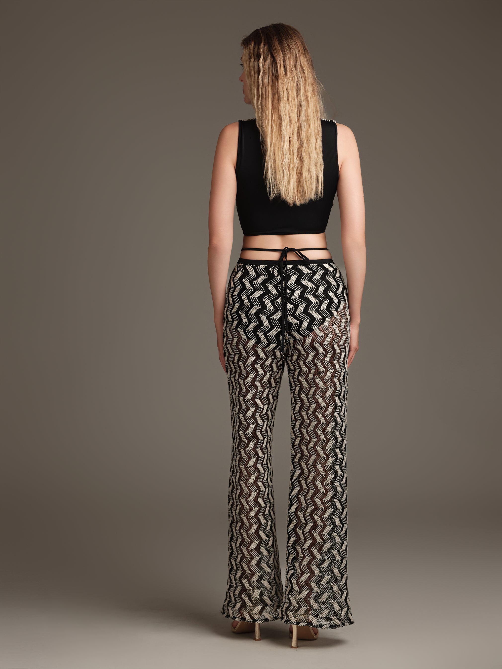 Crop top in maglia lavorata con motivo zig-zag